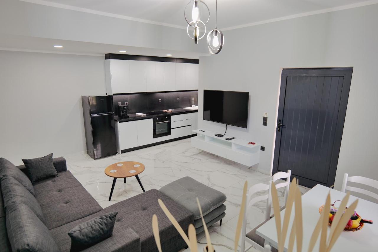 Iphigenia Luxury Flat Sarandë Exterior foto